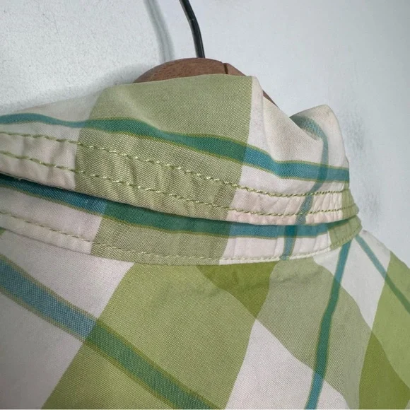 Hollister Men’s Green and White Plaid Snap Button Down Shirt Size Large - Picture 9 of 9